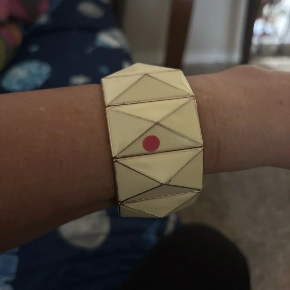 Geometric Cream Wearable Tech Bracelet